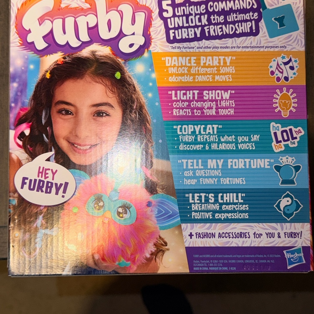 Furby Interactive Toy‎ - Style your Furby! - Picture 4 of 6